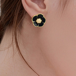 Elegant Temperament Enamel Flower Pearl Stud Earrings - liwisi