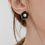 Elegant Temperament Enamel Flower Pearl Stud Earrings - liwisi