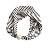 Elegant Pearl Magnetic Buckle Scarf