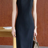Commuter Minimalist Sleeveless Dress