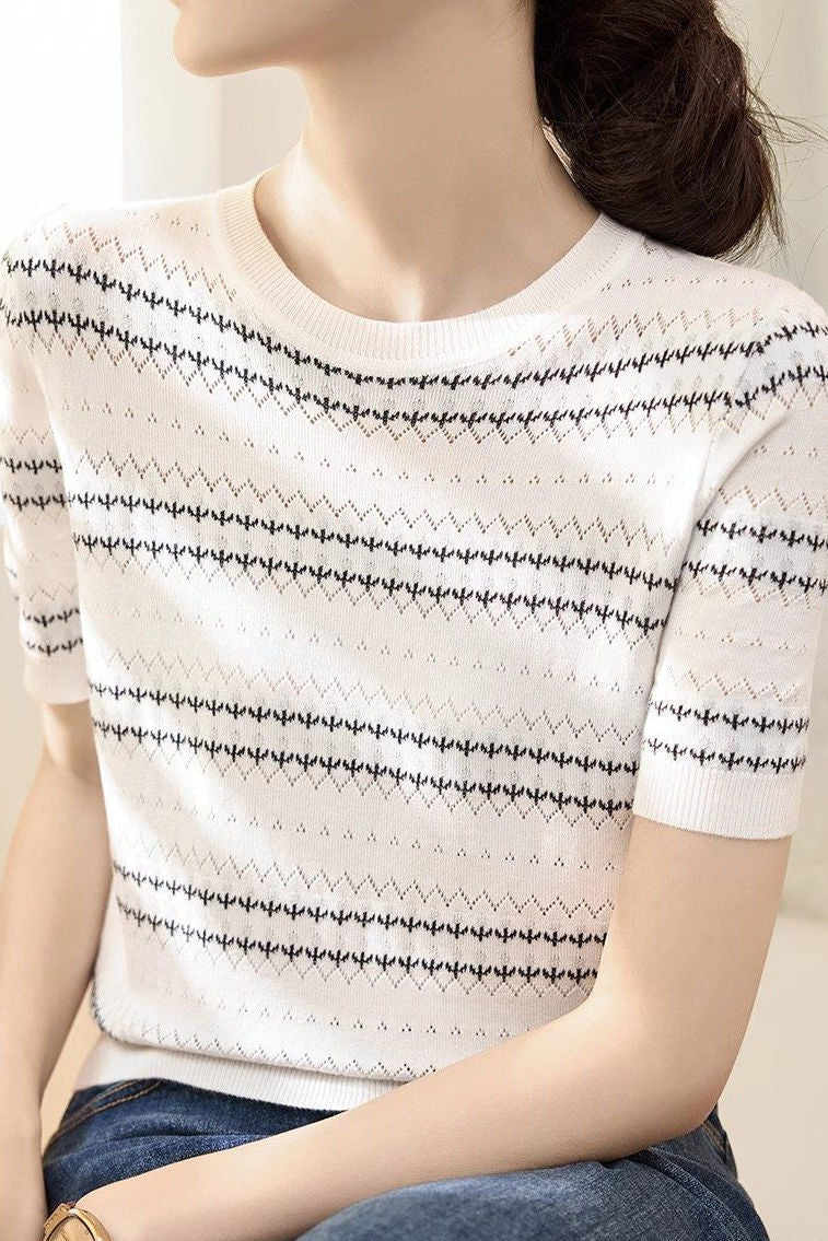 Casual Wavy Stripe Jacquard Hollow Knit Top - liwisi