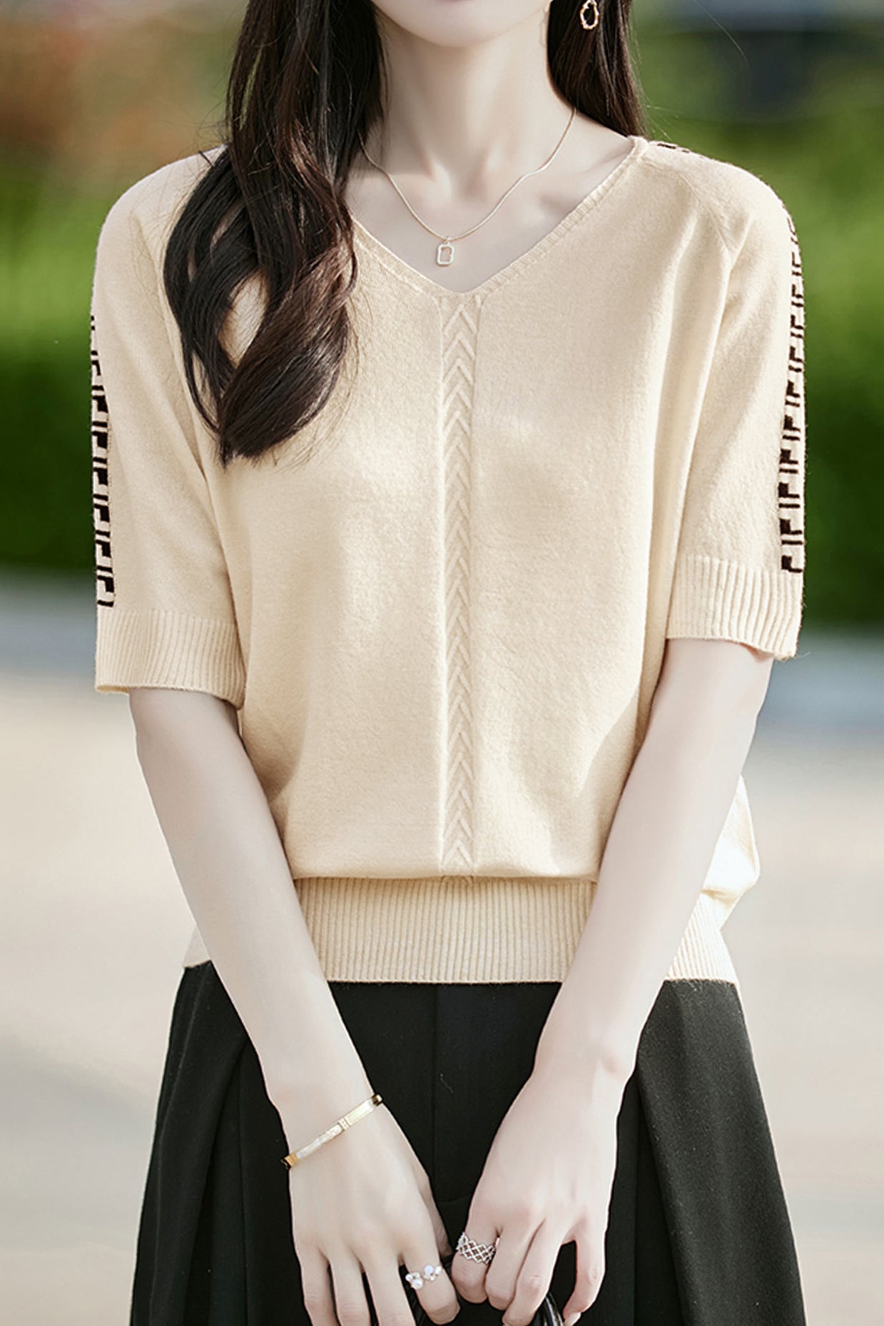 Casual V-Neck Jacquard Knitted T-Shirt - liwisi