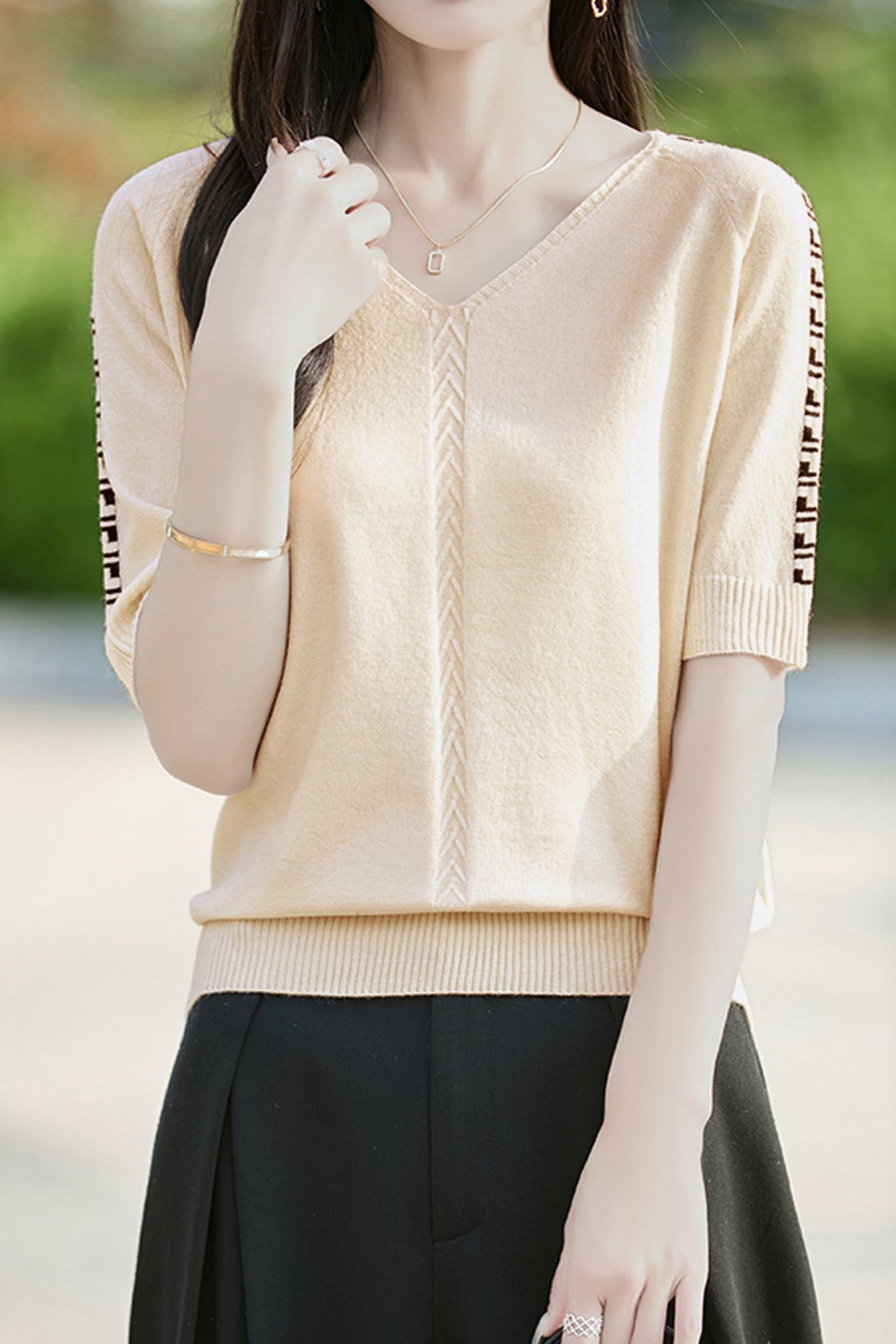 Casual V-Neck Jacquard Knitted T-Shirt - liwisi