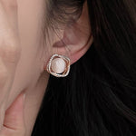 Elegant Hollow Cat's Eye Stud Earrings - liwisi