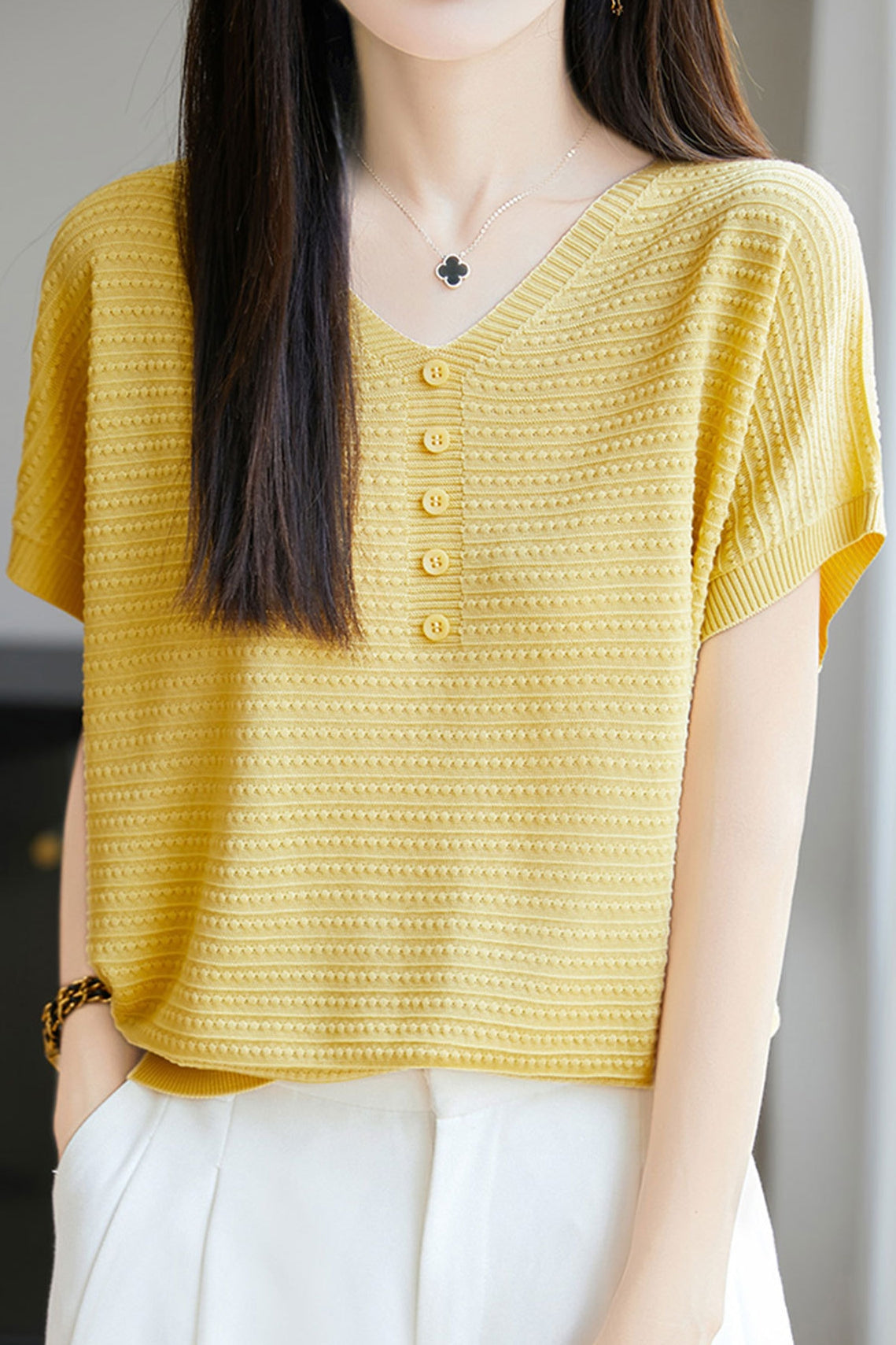 Casual Three-Dimensional Dot V-Neck Knit Top - liwisi