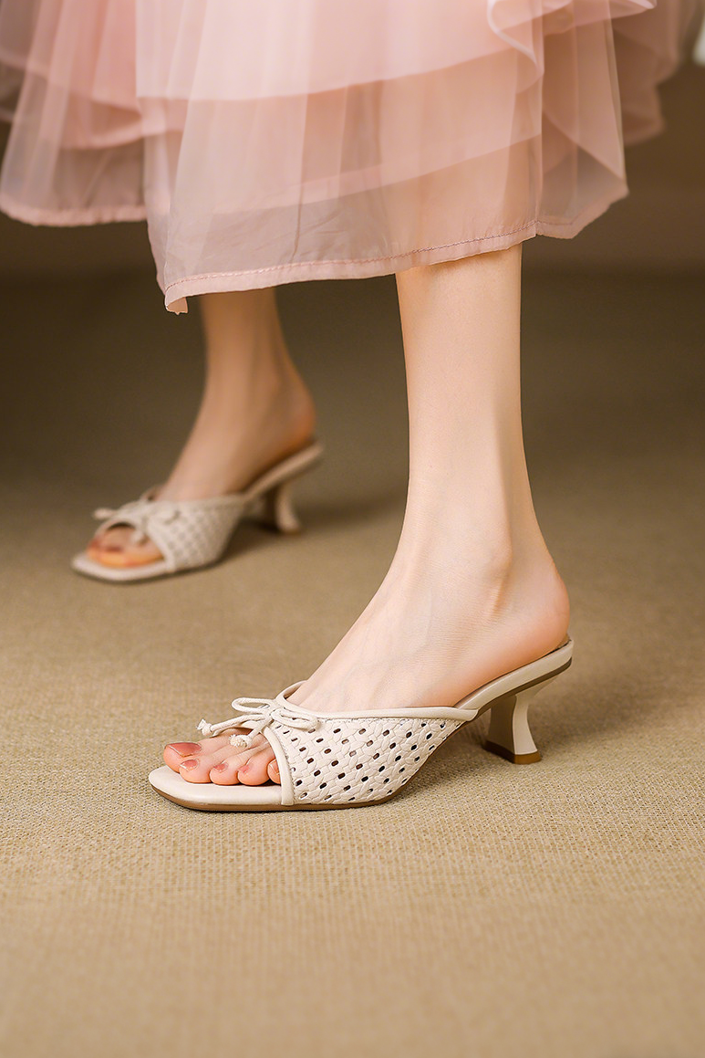 Casual Woven Hollow Sandals - liwisi