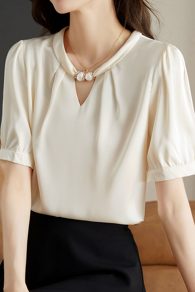 Elegant Satin Halter Beaded Shirt - liwisi