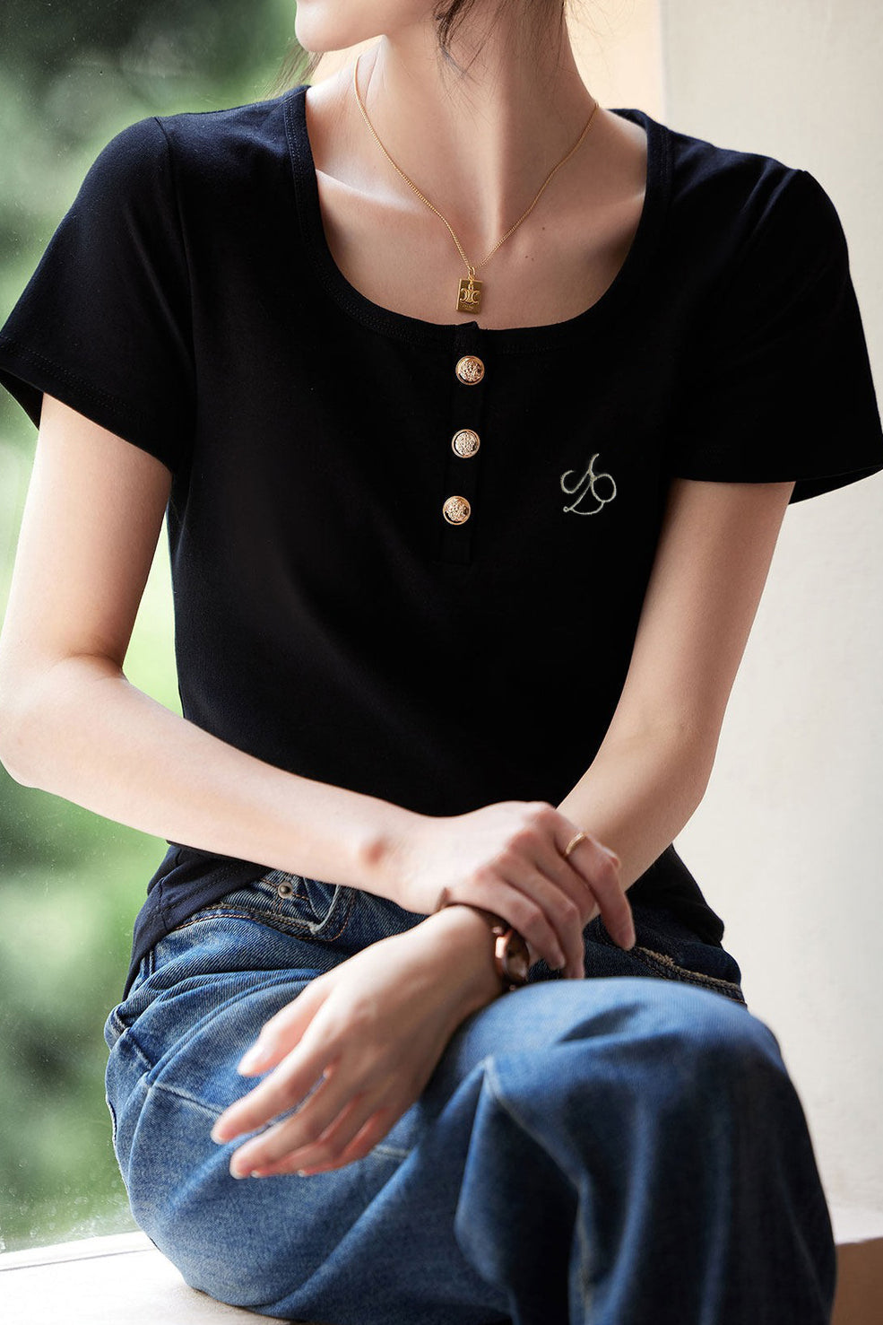Casual Letter Embroidered Short Sleeve T-Shirt - liwisi