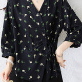Temperament Little Swan Printed V-Neck Cardigan Shirt - liwisi