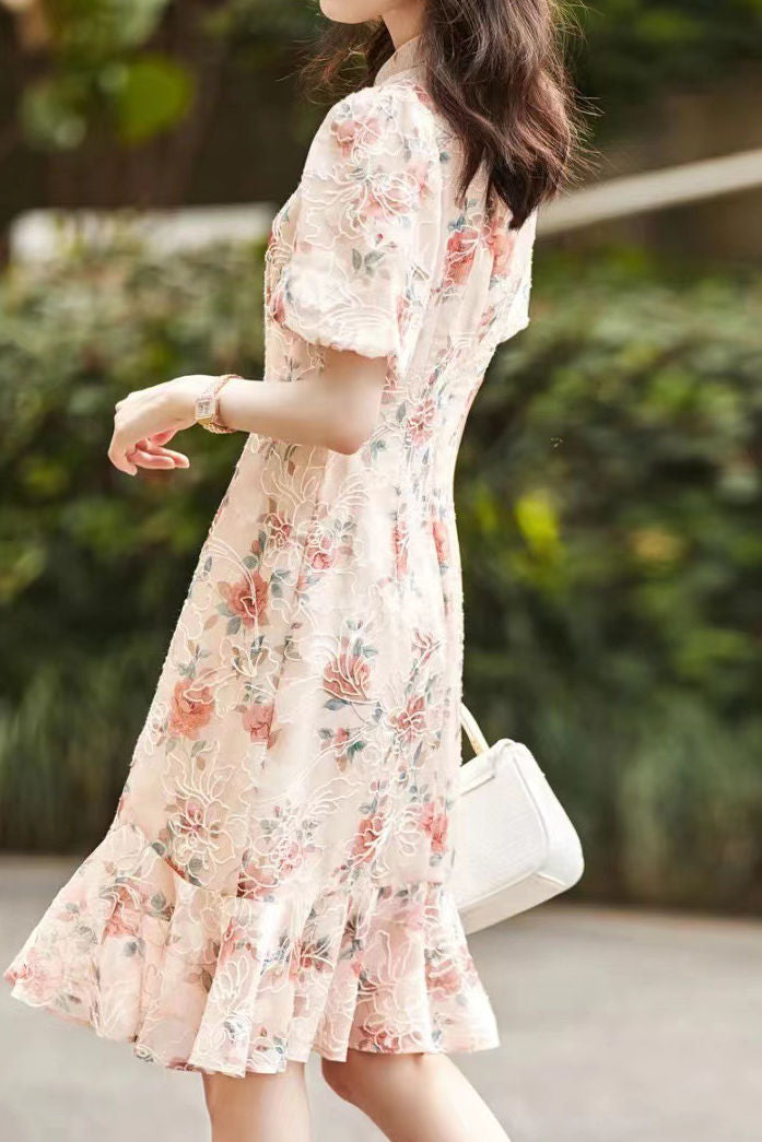 Elegant Embroidered Stand Collar Cheongsam Dress - liwisi