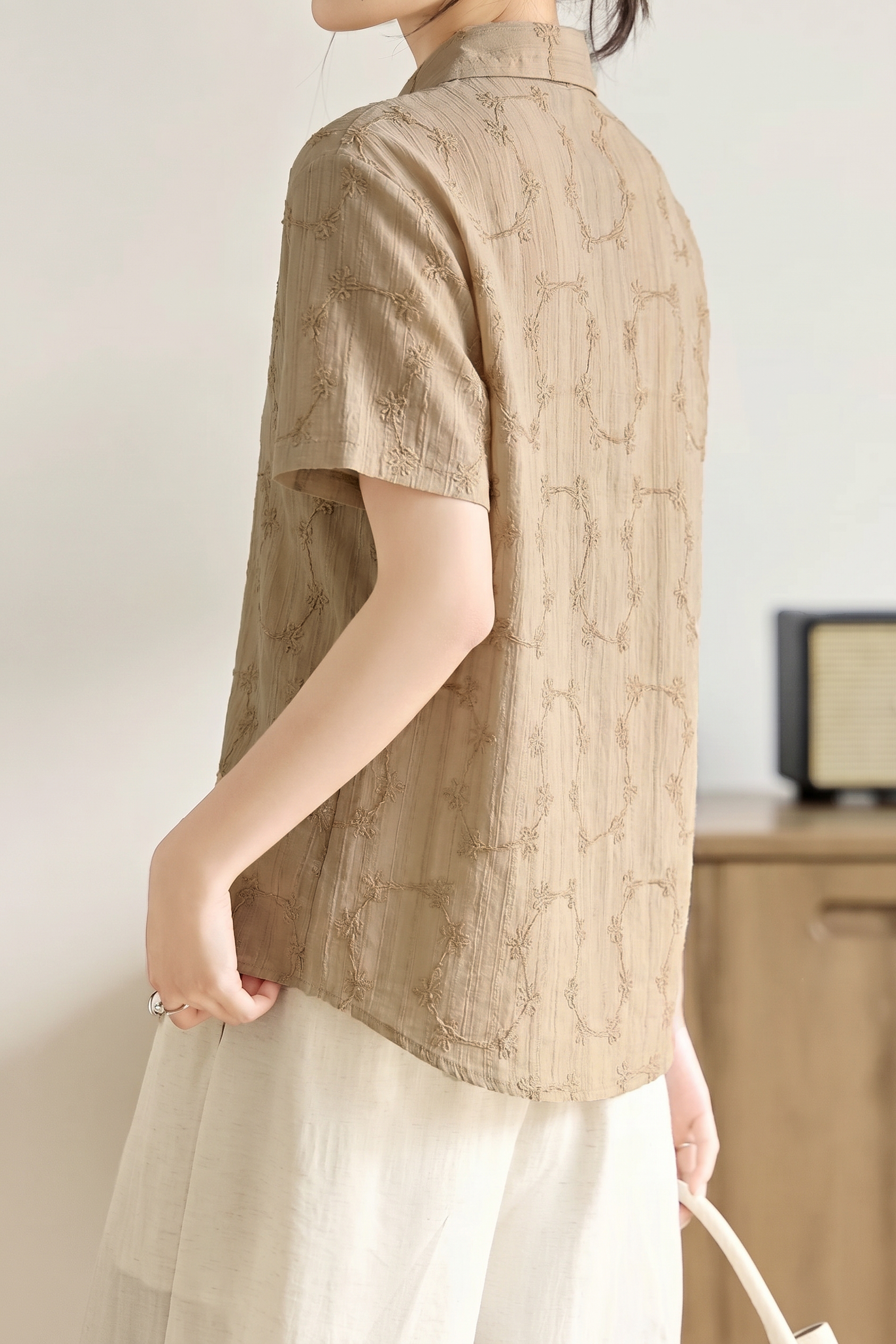 Casual Floral Embroidered Short Sleeve Shirt - liwisi