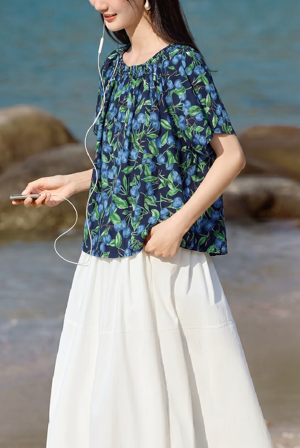 Casual Blueberry Printed Round Neck Shirt - liwisi