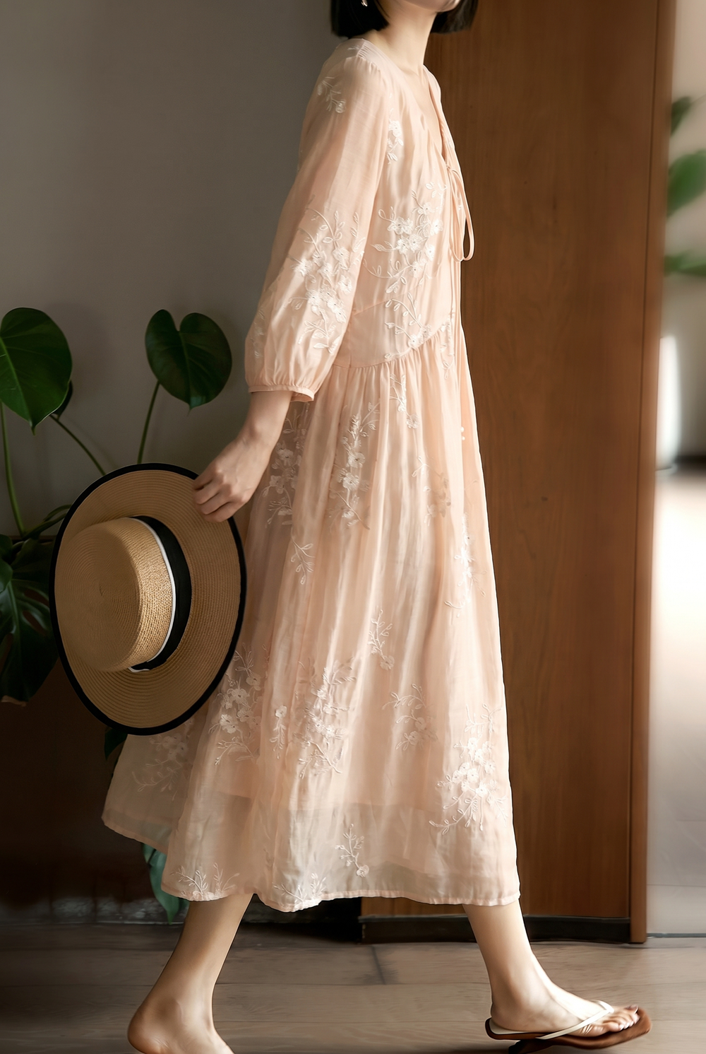 Elegant Floral Embroidered Tie Dress - liwisi