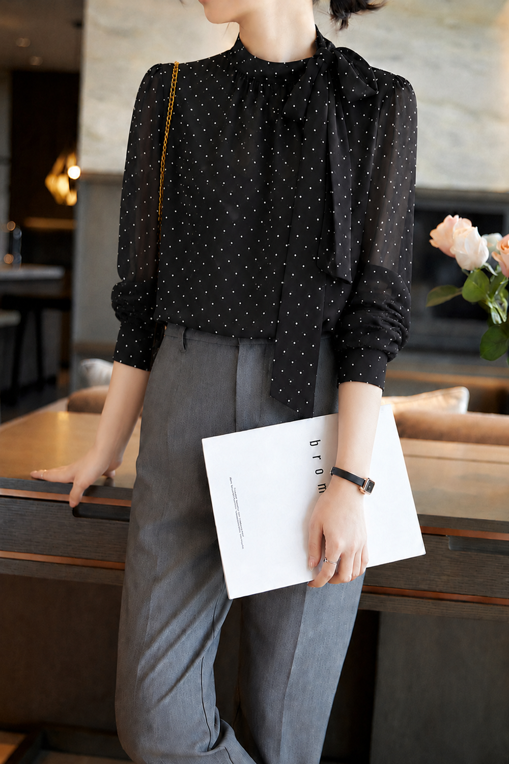 Elegant Polka Dot Bow Tie Shirt - liwisi