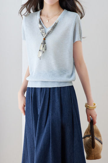 Casual Scarf Vertical Ribbed V-Neck Knit Sweater - liwisi