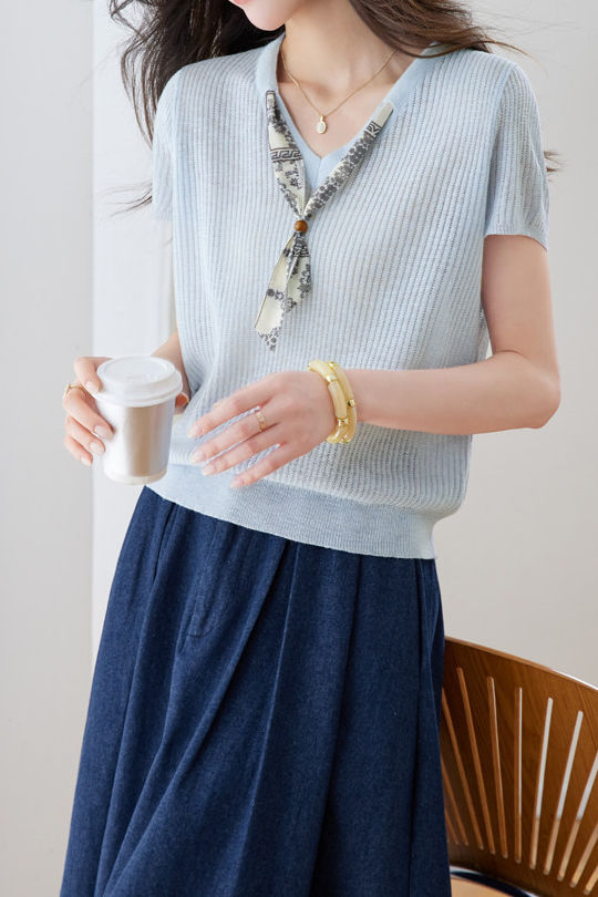 Casual Scarf Vertical Ribbed V-Neck Knit Sweater - liwisi