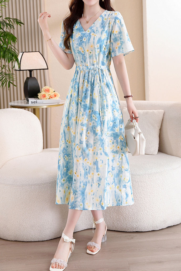 Fresh Vacation Blue White Gradient Floral Dress - liwisi