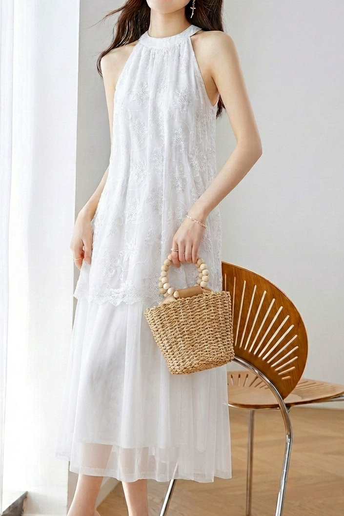Gentle Halter Lace Mesh Spliced Dress