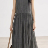 Commuter Dark Grid Textured Ruched Sleeveless Dress
