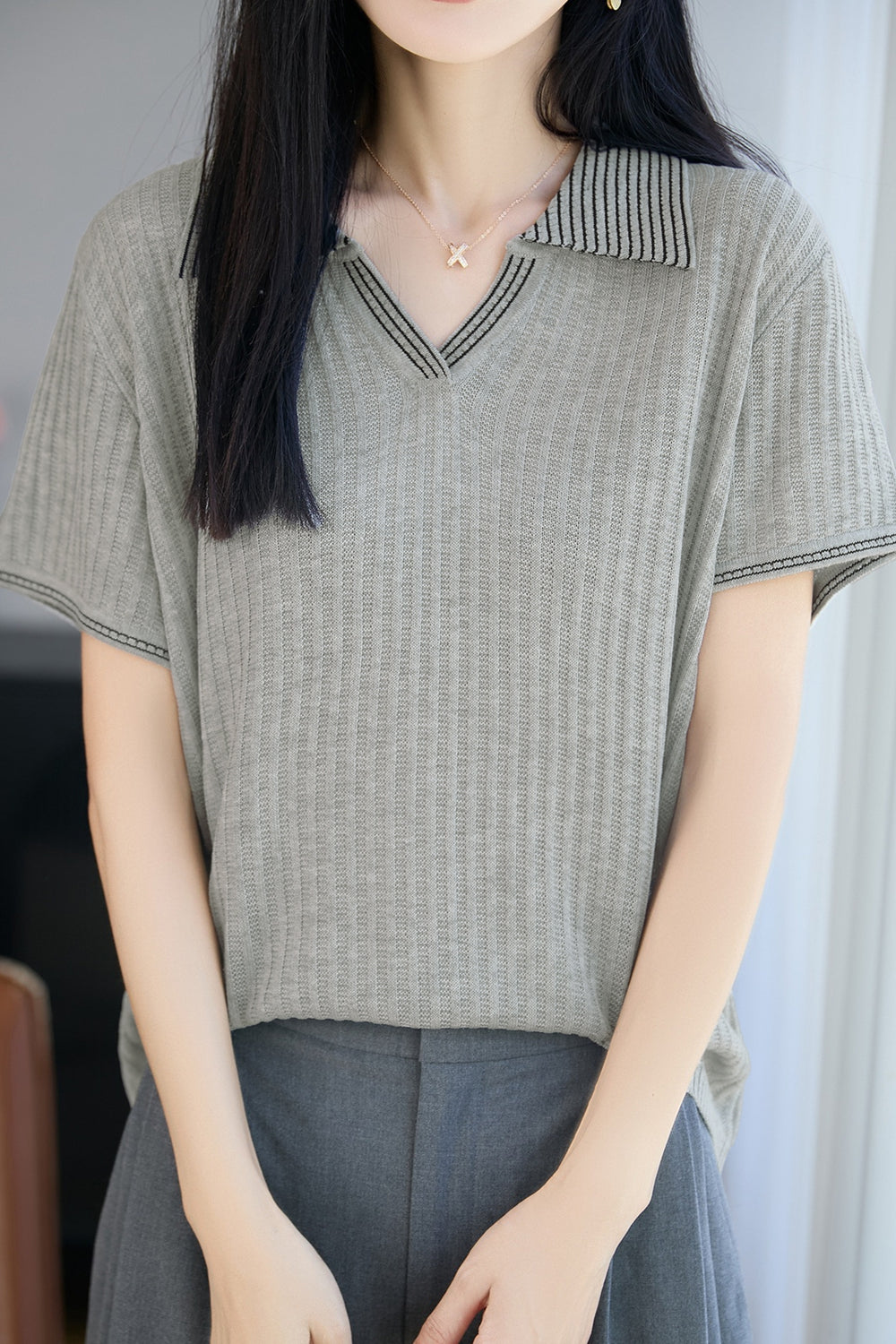 Light Luxury Commuter Ribbed Knit T-Shirt