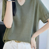 Elegant Seamless Integrated V-neck Short Sleeve Knit Top
