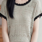 Gentle Commuter Color Contrast Wavy Crew Neck Hollow-out Short Sleeve Knit Top