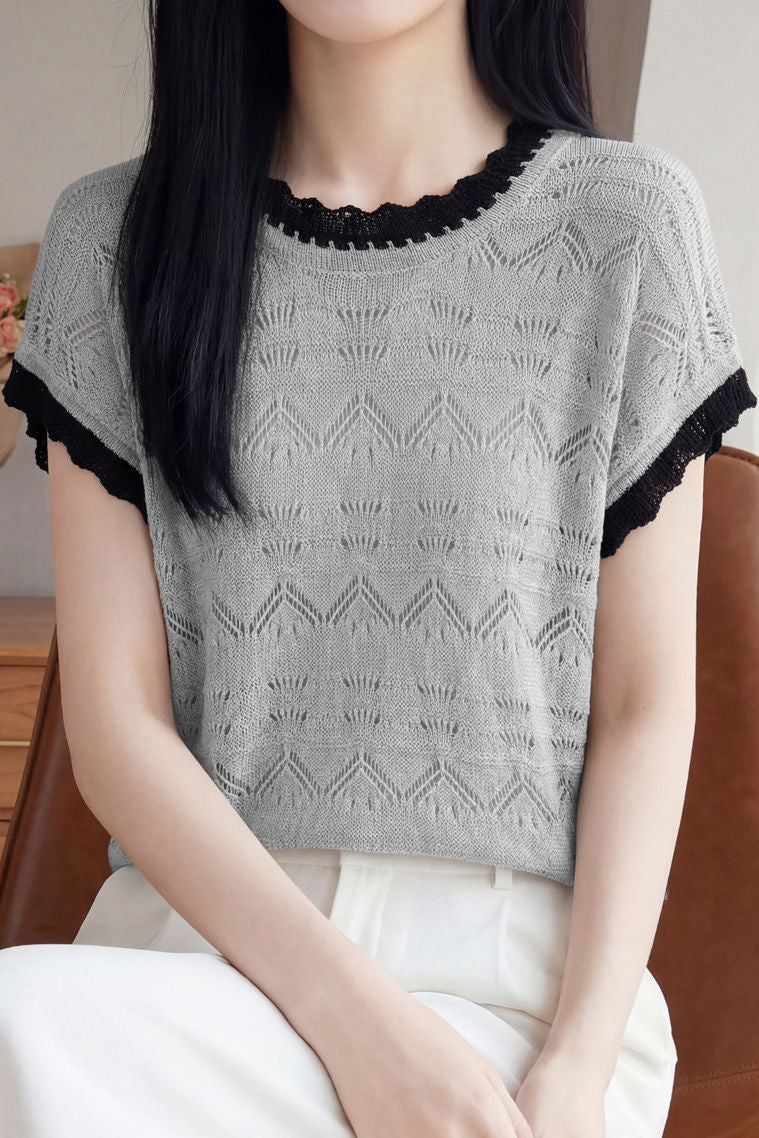 Gentle Commuter Color Contrast Wavy Crew Neck Hollow-out Short Sleeve Knit Top