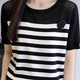 Delicate Elegant Striped Regular Shoulder Camellia Short Sleeve Knit Top