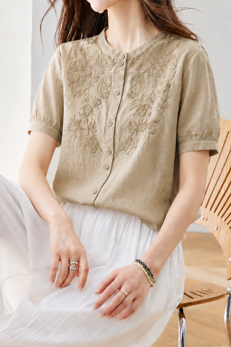 Artistic Commuter Embroidered Seven-point Sleeve Blouse