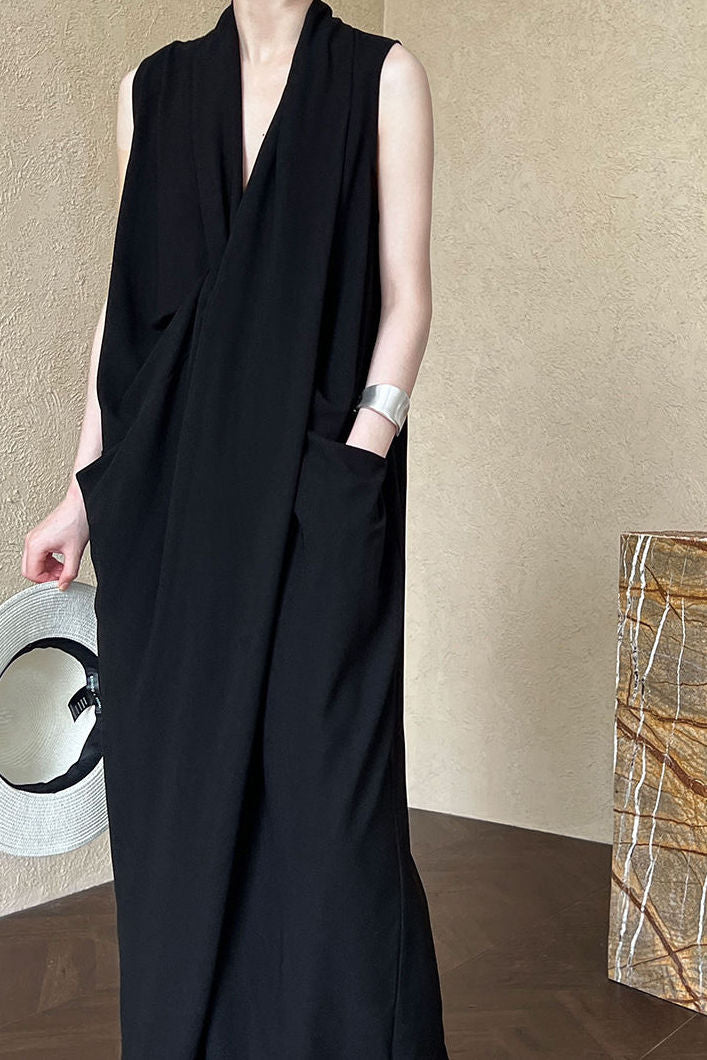 Elegant Wrap Collar Sleeveless Dress