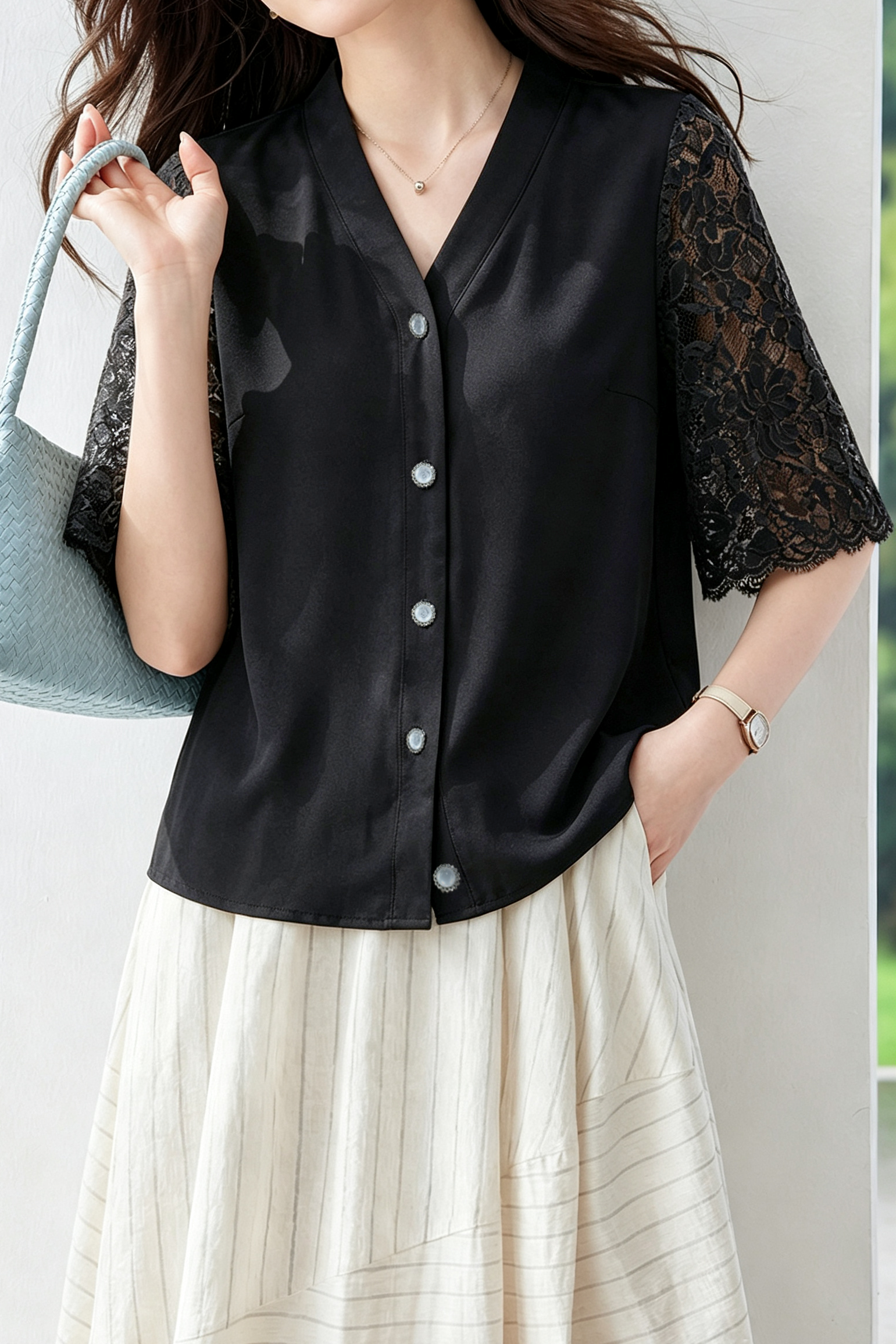 Elegant Lace Spliced Flare Sleeve Blouse