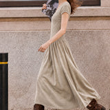 French Elegant V-Neck Full Skirt Short-Sleeve Knit Dress
