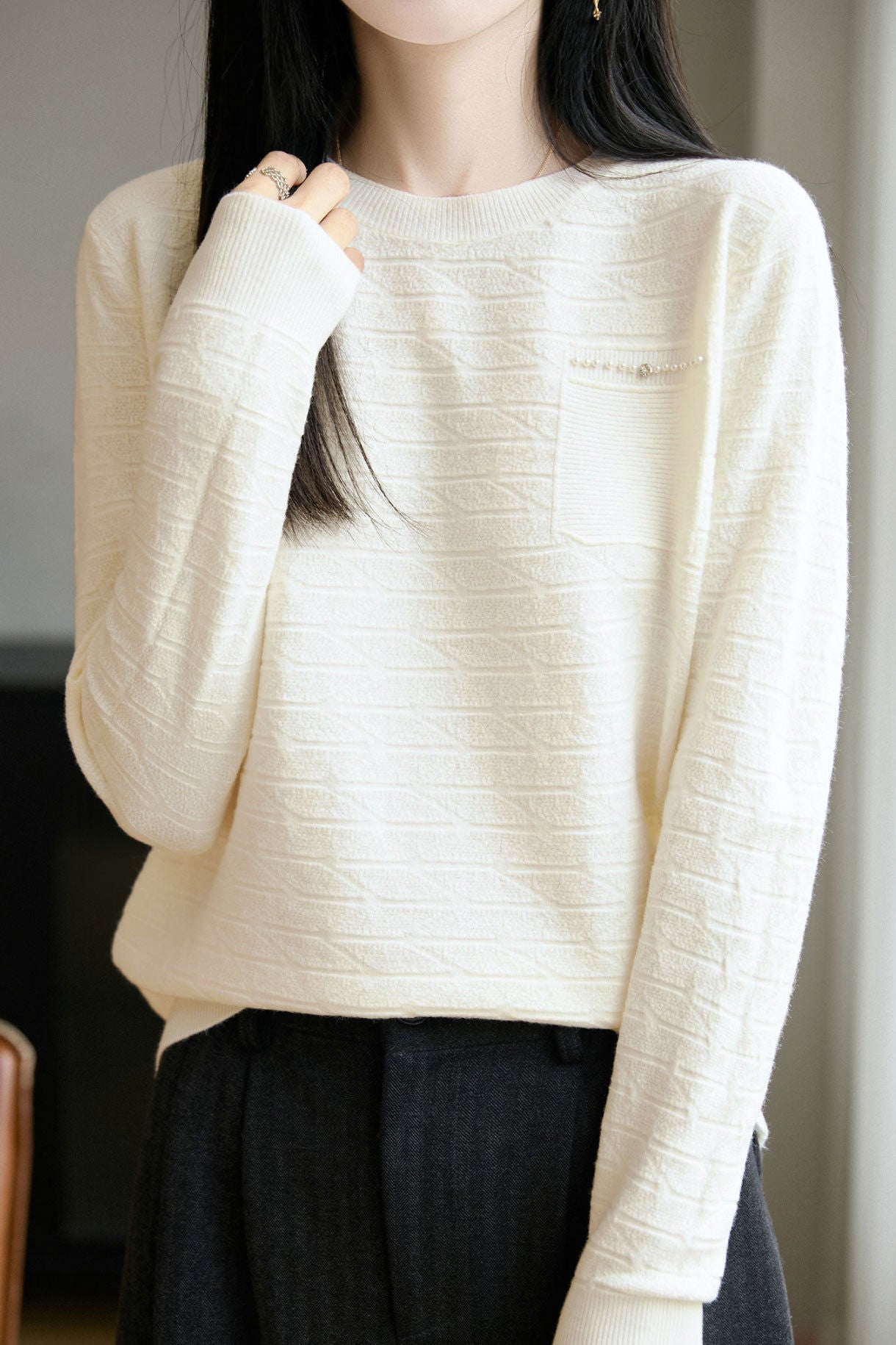 Casual Knit Top With Beads, Rhinestones, Horizontal Arrow Shadow Jacquard