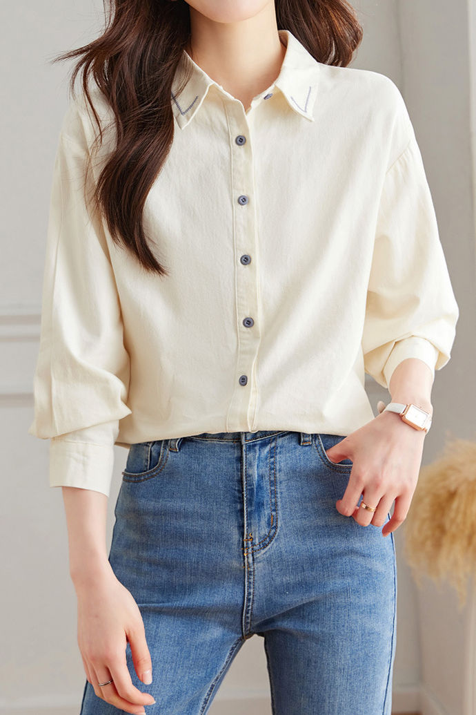 Exquisite Commuter Small Lapel Long‑Sleeve Embroidered Blouse