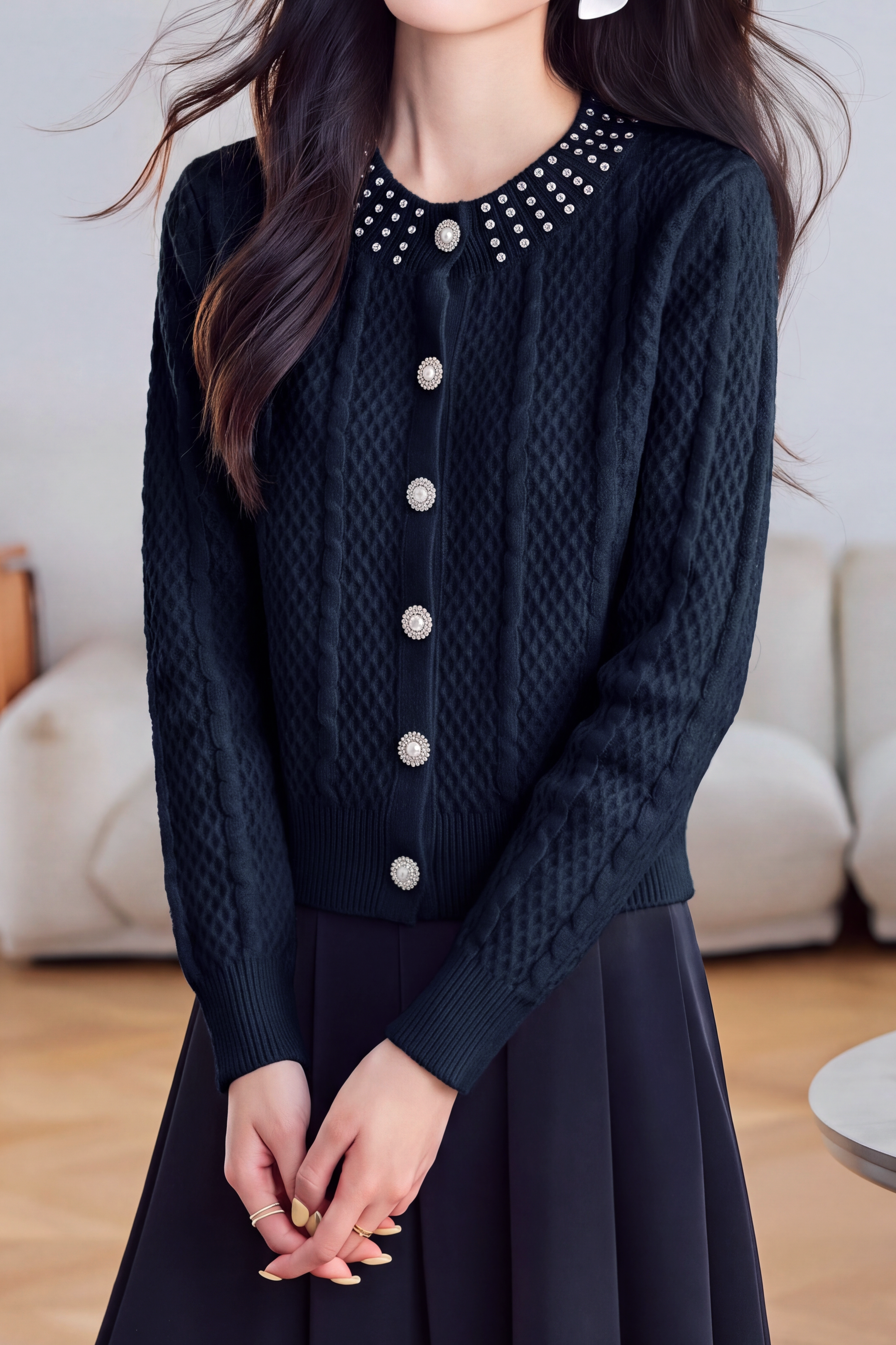 Exquisite Elegant Round Neck Rhinestone Long Sleeve Knit Cardigan