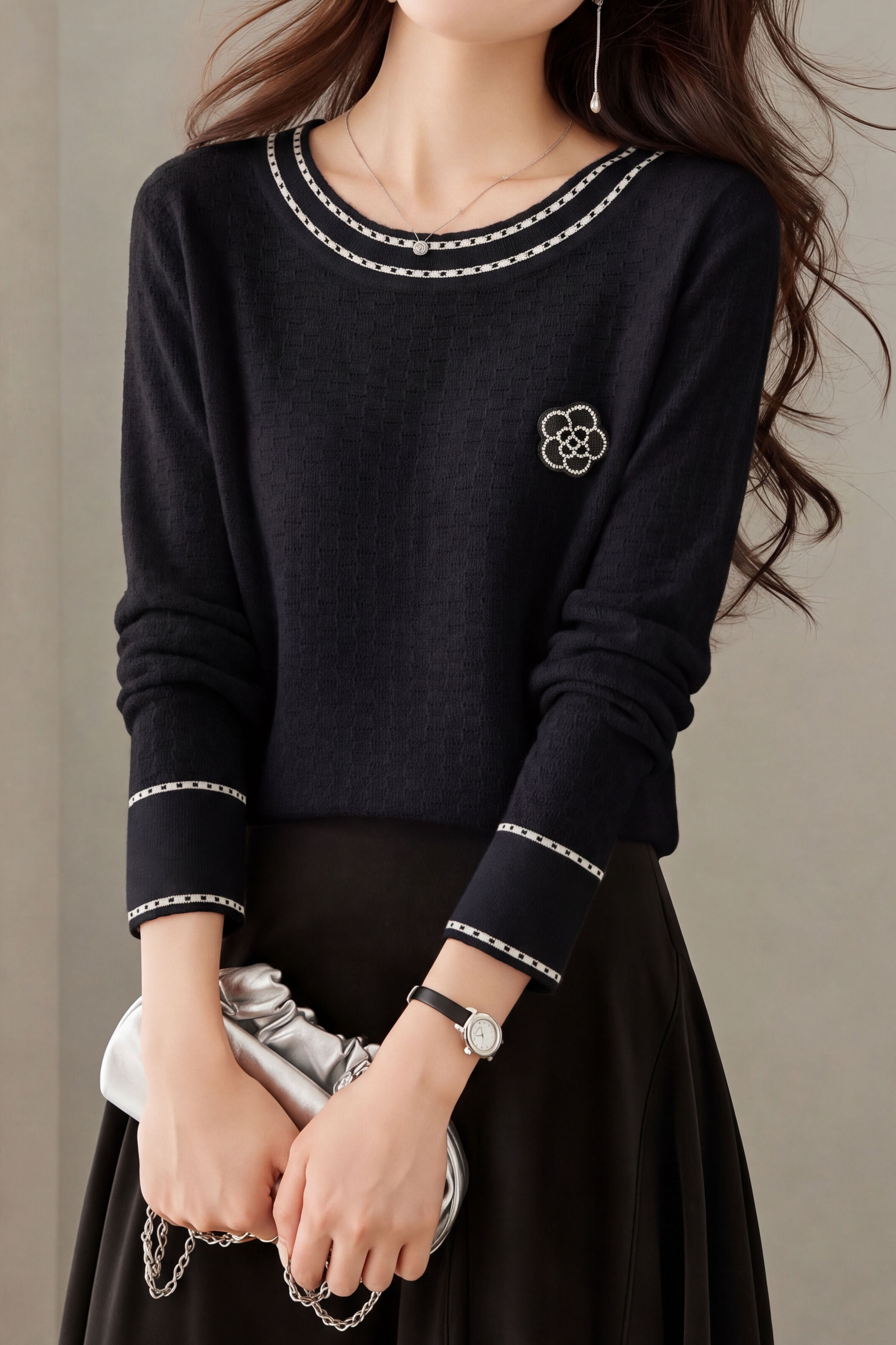 Exquisite Round Neck Jacquard Textured Long Sleeve Knit Top