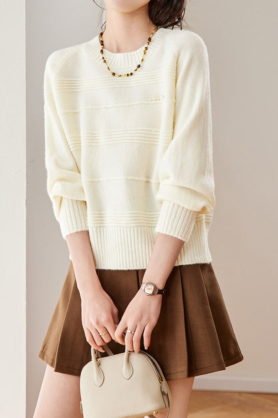 Chic Crew Neck Ribbed Knit Sweater with Pearl Details - liwisi