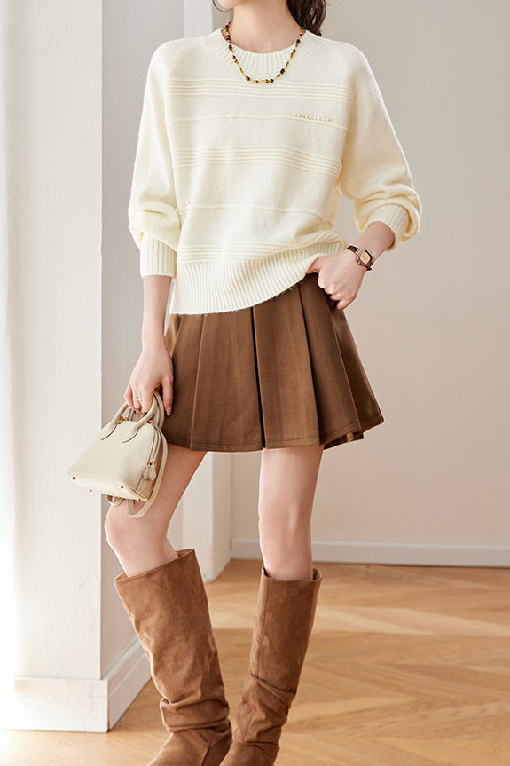 Chic Crew Neck Ribbed Knit Sweater with Pearl Details - liwisi