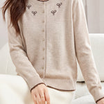 Chic Crew Neck Bow Embroidered Knit Cardigan - liwisi