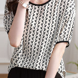 Rabbit print color block round neck T-shirt
