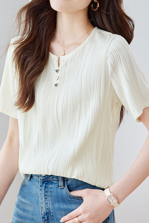 Textured round neck short sleeve T-shirt with decorative buttons - liwisi