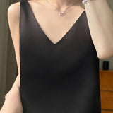 Double-shoulder strap fitted V-neck tank top