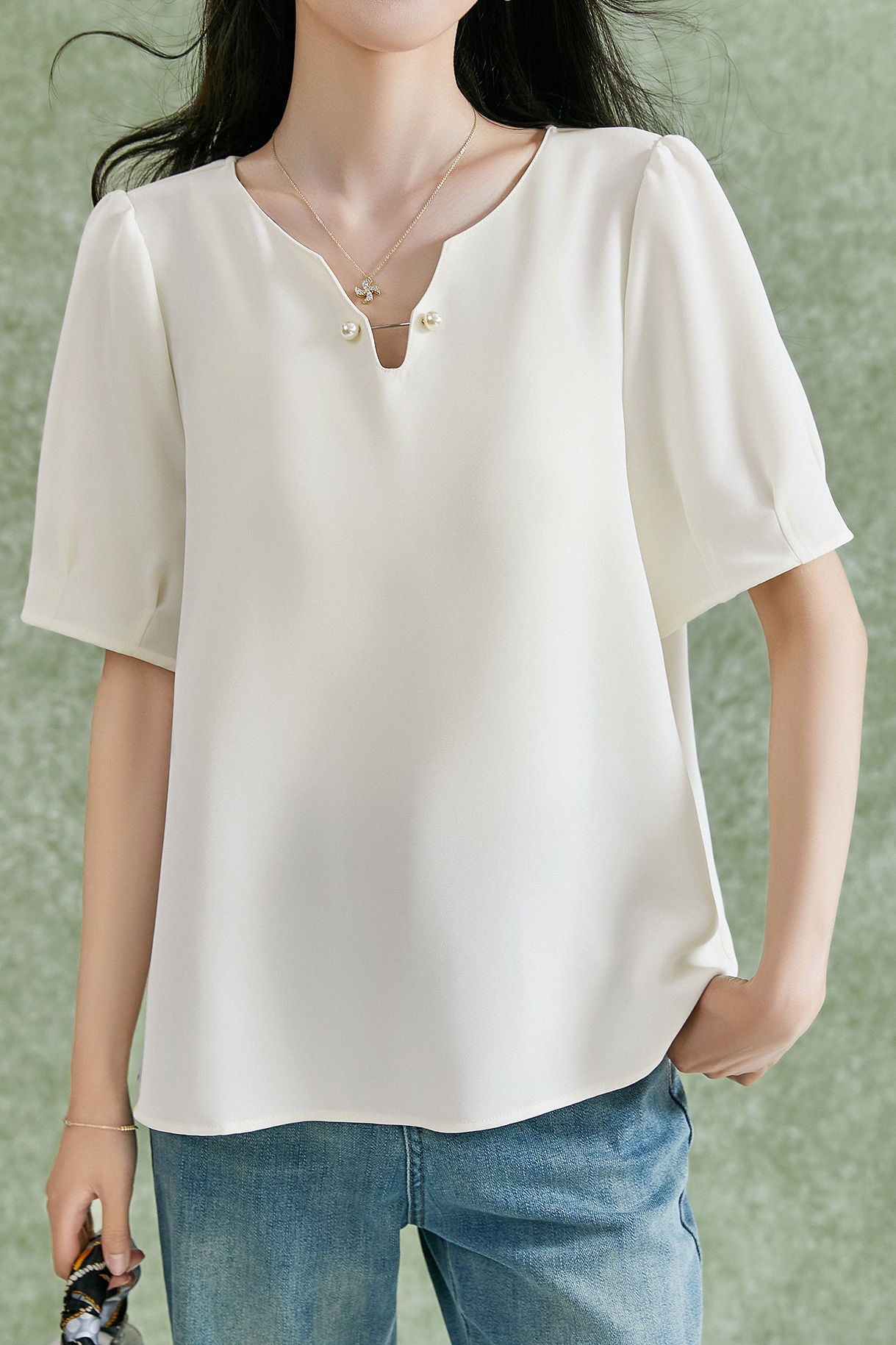 Solid color V-neck pearl shirt - liwisi