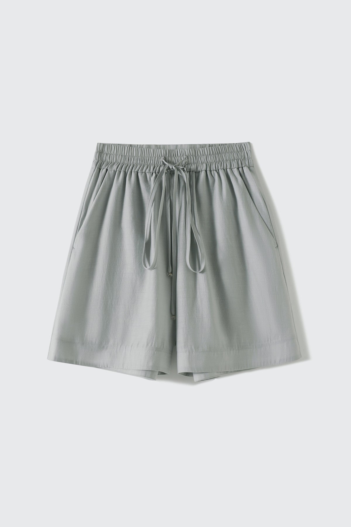 二点セット　バックスリットドロップショルダーシャツ＋サイドポケットシンプルショートパンツ　裏地付　2色入 - liwisi