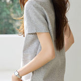 Minimalist casual short sleeve shirt