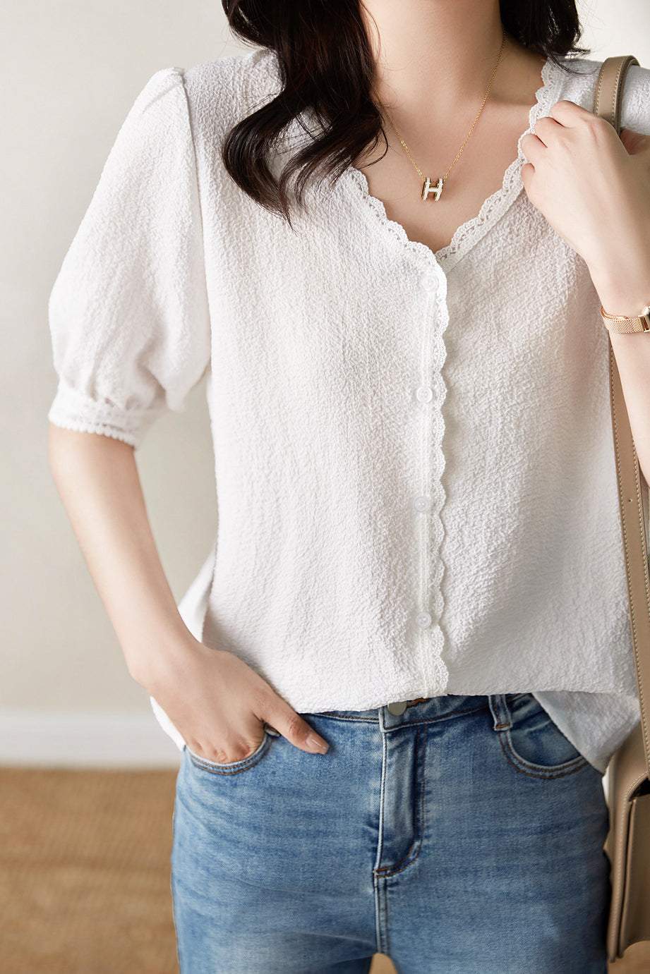 Vネックスカラップヘムリップルブラウス　2色入 - liwisi