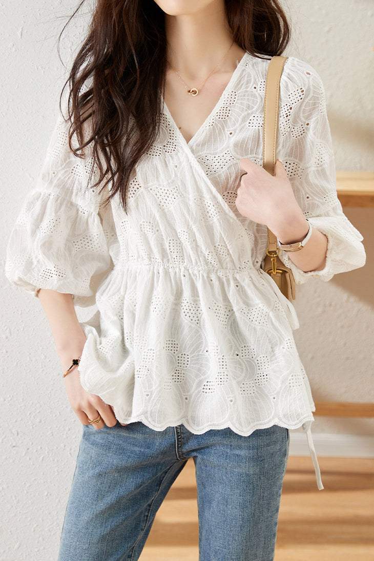 フラワー刺繡カシュクールペプラムブラウス - liwisi