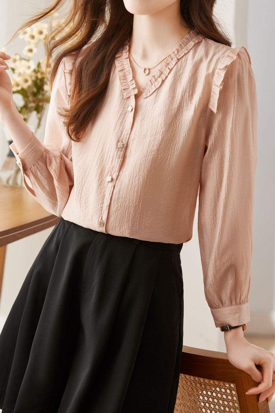 Lace V-neck solid-color shirt - liwisi