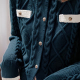 Elegant Temperament Color-Block Short Long-Sleeve Knitted Cardigan