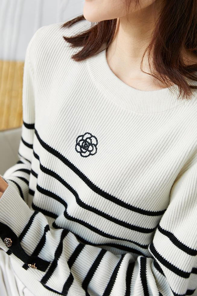 フラワー刺繡パネルボーダーニットトップス　2色入 - liwisi